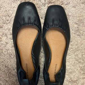 Lucky Brand Women's Black Square-Toe Flats